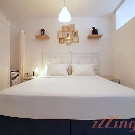 Apartamento A Chic One-bedroom Retreat With Balcony In St Pauls Bay